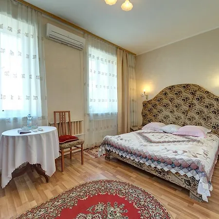 Aleksandria Hotel 2*