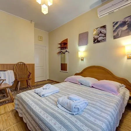 Hotel Aleksandria 2*