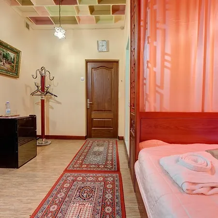 Hotel Aleksandria 2*